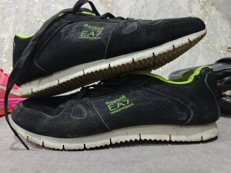 Reebok кроссовки женские