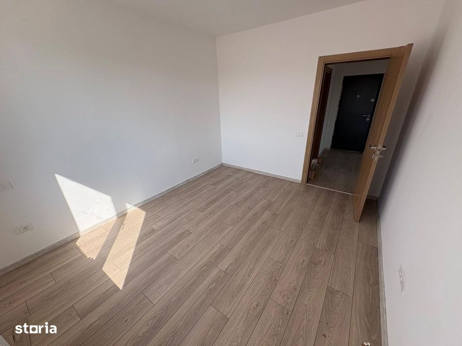 Apartament 3 camere, metrou Aparatorii Patriei