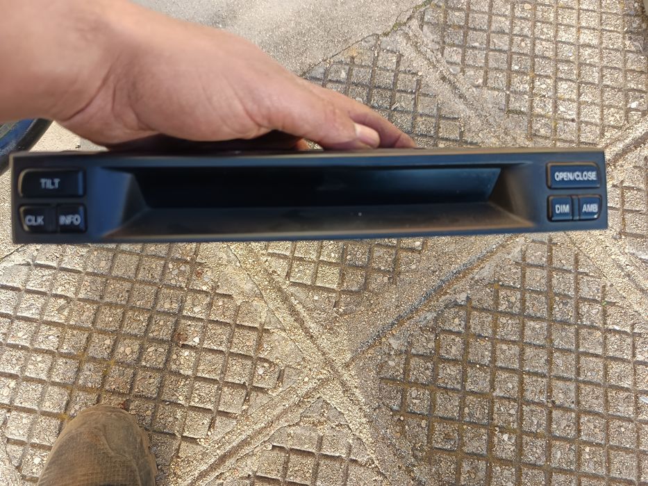 Часовник за Мазда 6