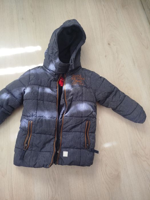 Есенно и зимно яке ,98 размер, benetton ,s oliver
