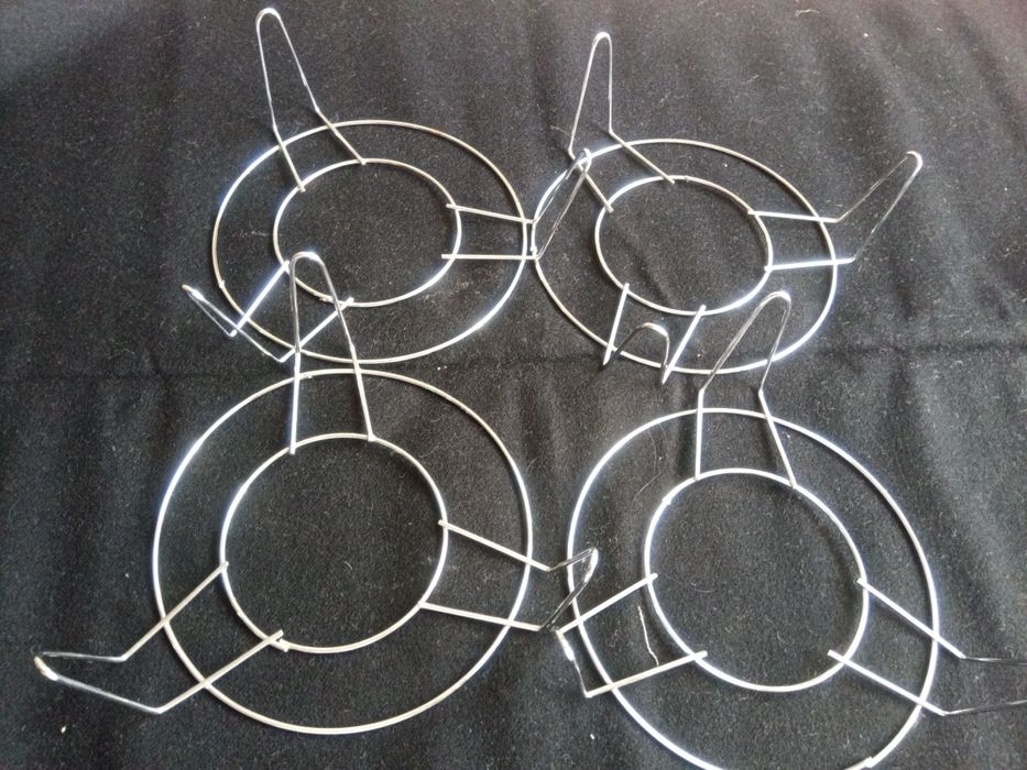 Метална подложка за горещи съдове