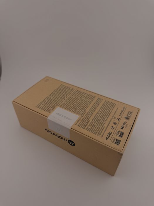 Motorola Edge 40 Neo 256gb | 12gb Ram | liber in orice retea | sigilat