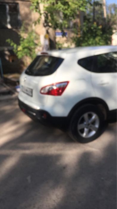 Продам nissan qashqai