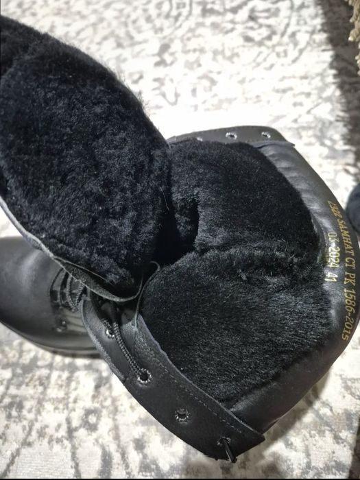 Продам берцы зимние