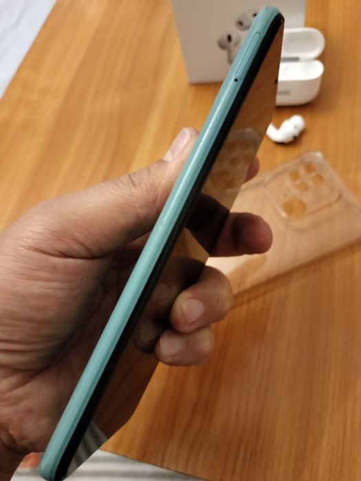 Poco C40.+науш..