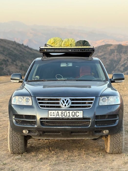 Volkswagen Touareg 2004 yil
