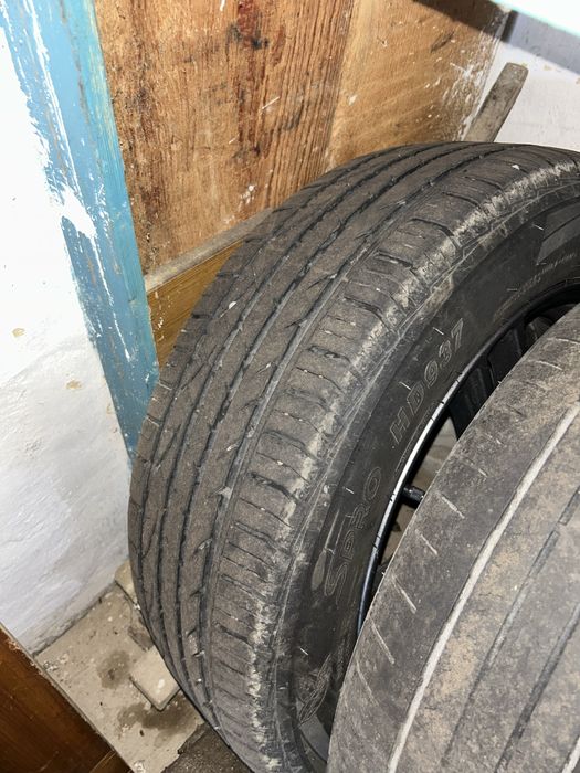 Продам диски с шинами на 17