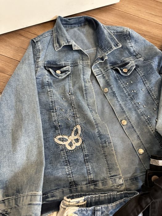 Комплект одежды для девочки на 12-14 лет