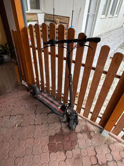 Vand trotineta electrica Urgent !