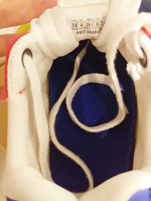 Детски оригинални маратонки на размер 39 цена 80лв.