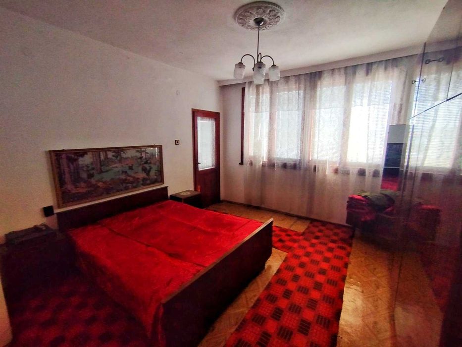 Имот Корект продава Къща с. Конуш. Обл. Пловдив