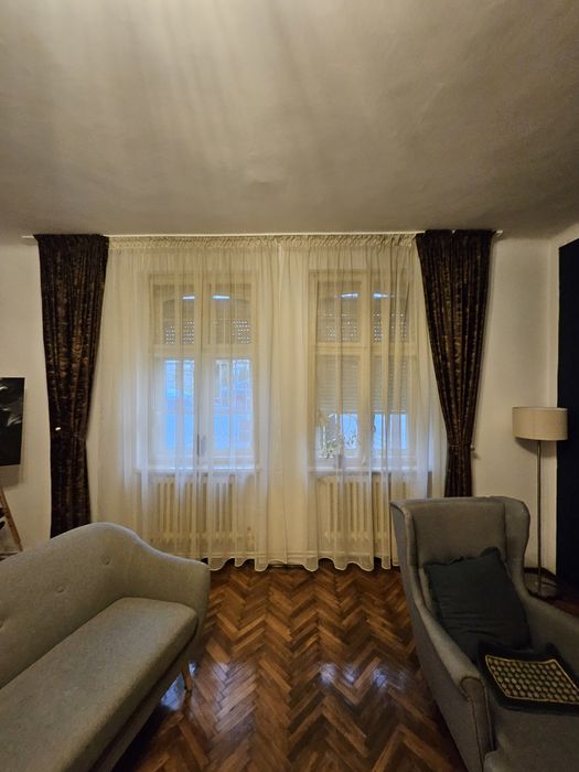 Vind mobilier pentru cabinet!