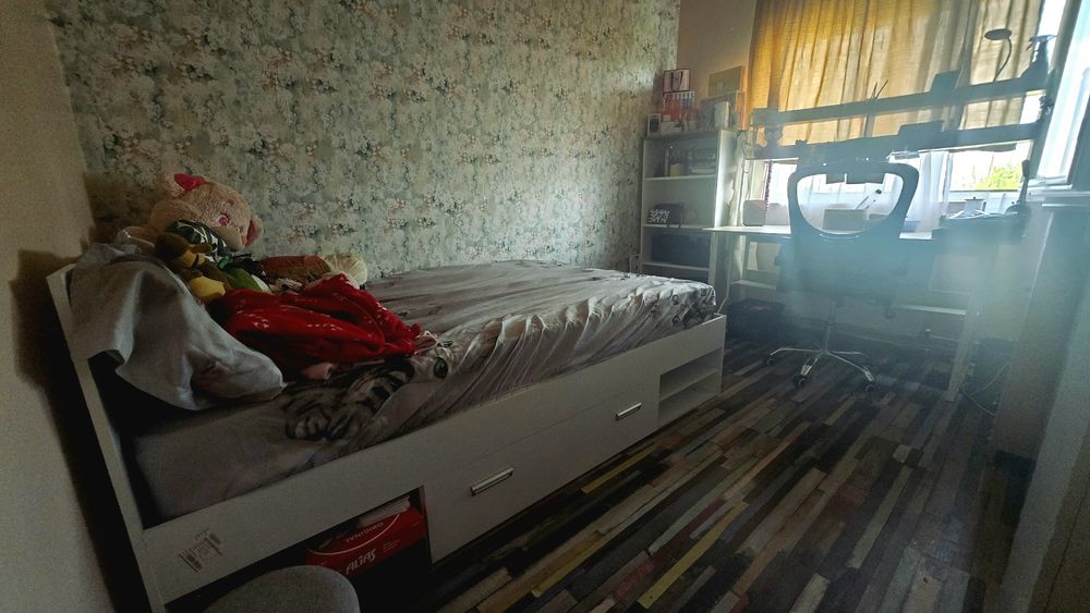 Vand apartament 3 camere