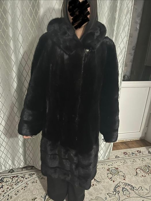 Продаётся норковая шуба