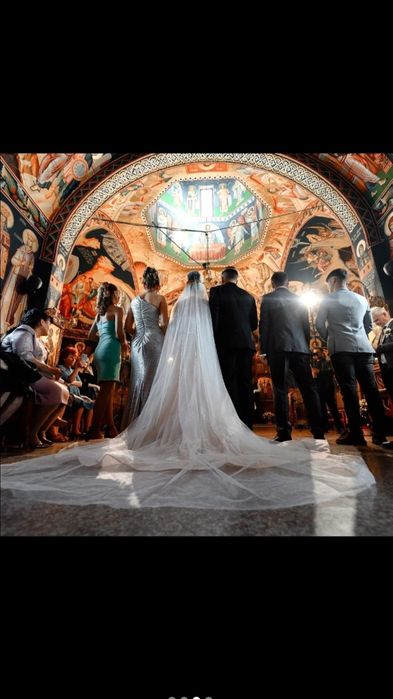 Rochie de mireasă elegantă, tip sirenă