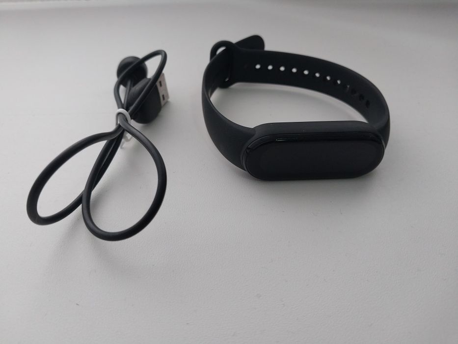 Продам xiaomi mi band 7