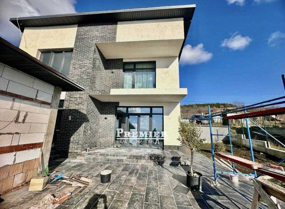 Продава се Къща в к.к. Слънчев бряг - 185 кв.м за 1892 €/кв.м - Снимка #13