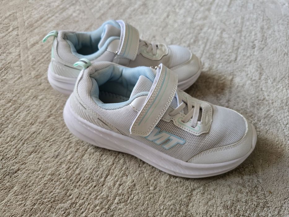 Кроссовки Jomoto 34.5