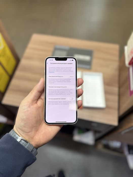 iPhone 13 / 128Gb / 100% / как новый