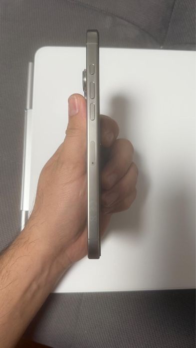 Iphone 16 pro max 256 gb impecabil baterie 100%