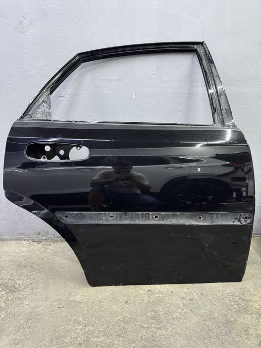 Jentra eshik sotiladi