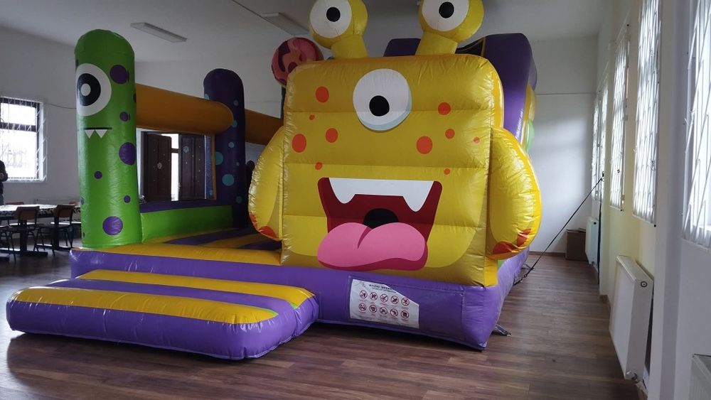 Inchiriez tobogan gonflabil