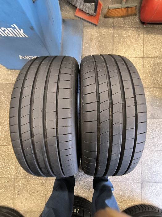 225 45 18 Goodyear Летни 2бр.