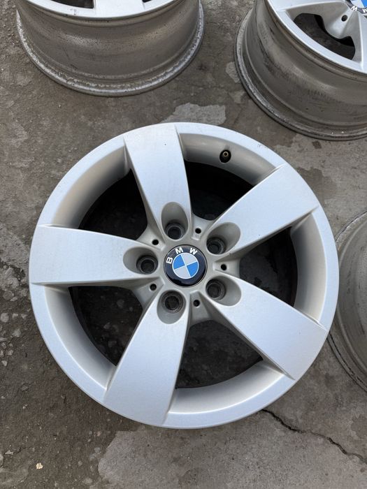 Диски 16 размера на БМВ Е60 BMW E60 138 стиль