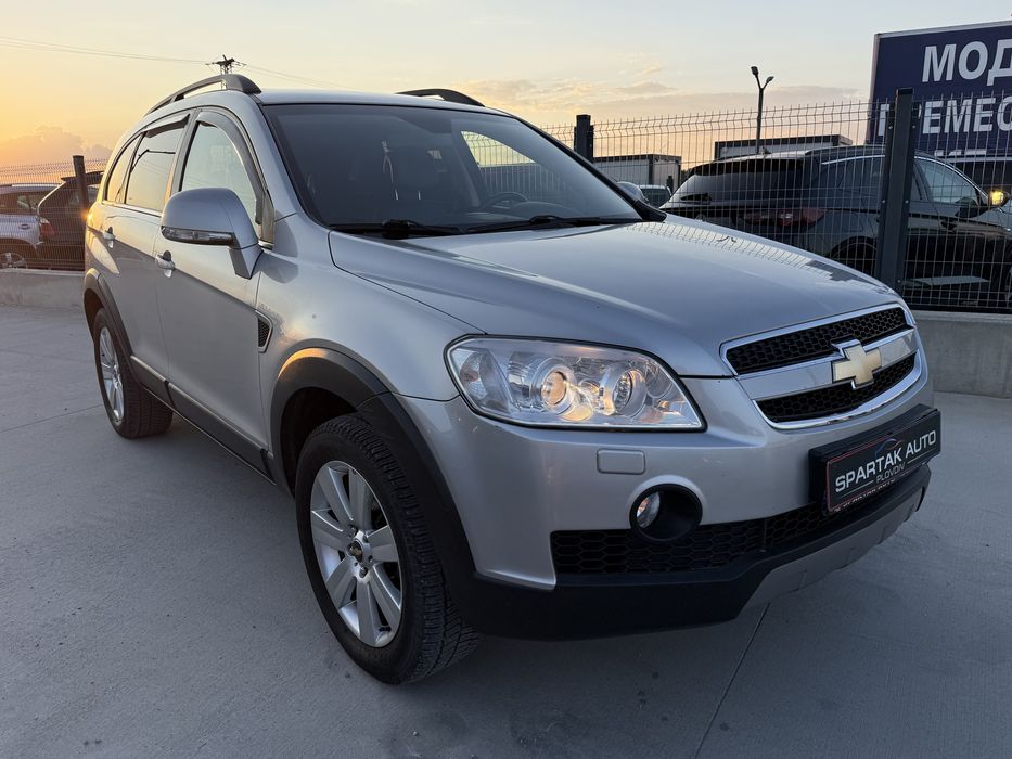 Chevrolet Captiva 2.0D* 2010г* АВТОМАТИК* 4Х4* КОЖА* 6+ 1 Местен*