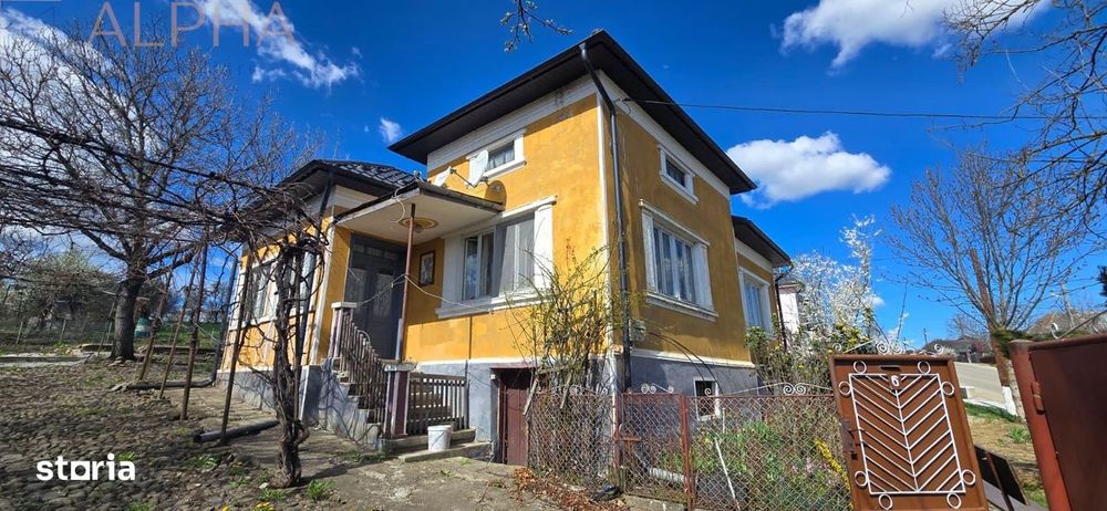 Casa traditionala + teren generos 2400 mp | 11 km de Bistrita