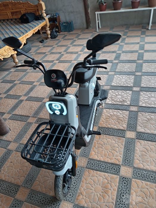 elektro skuter aramada