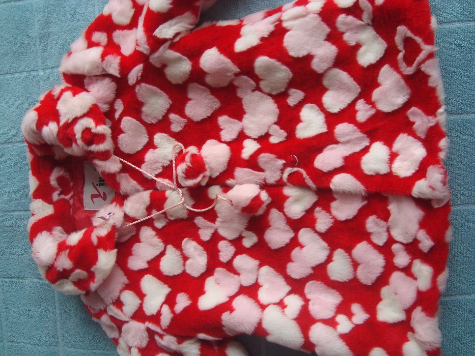 Пухкаво детско палтенце