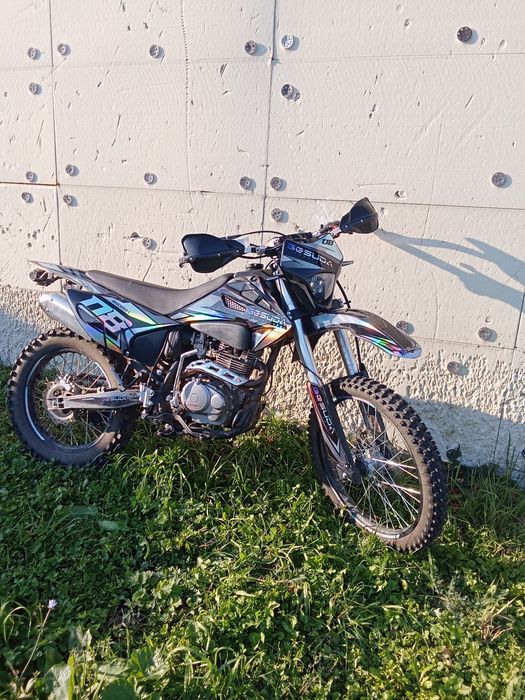 Мотоцикл 250куб BESUDA