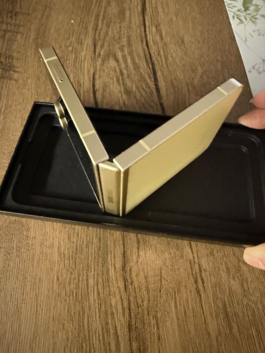 Samsung galaxy Z flip 6
