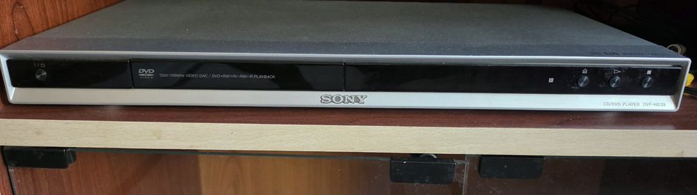 Комплект тв и двд sony