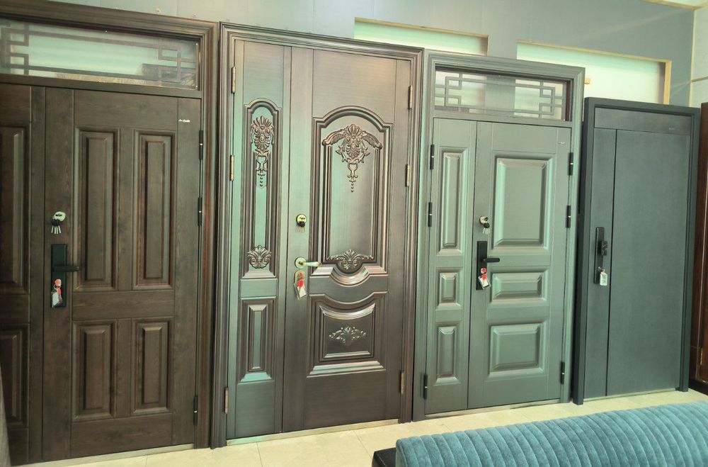 Продаются входные двери