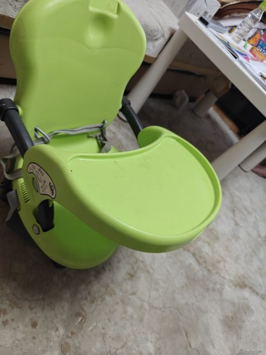 Scăunel copiii cu măsuță