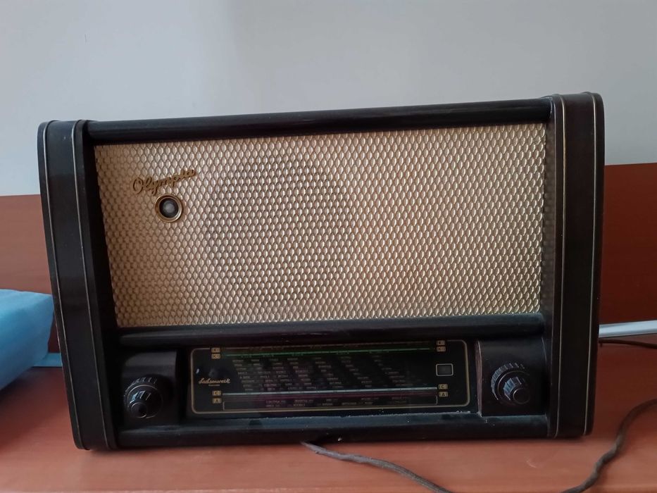 Старинно Радио "Олимпиа"