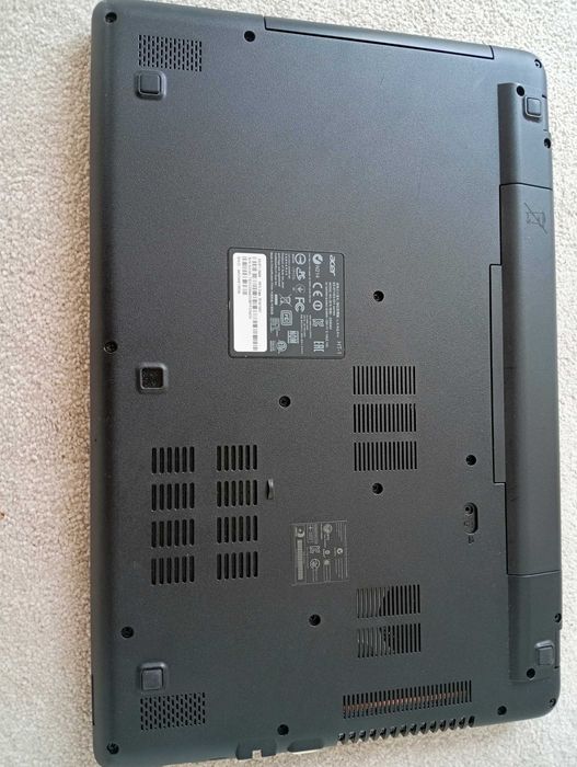 Acer 15,6"/12RAM/i3 процесор 1, 7GHz/1TB, като нов, лаптоп, ноутбук