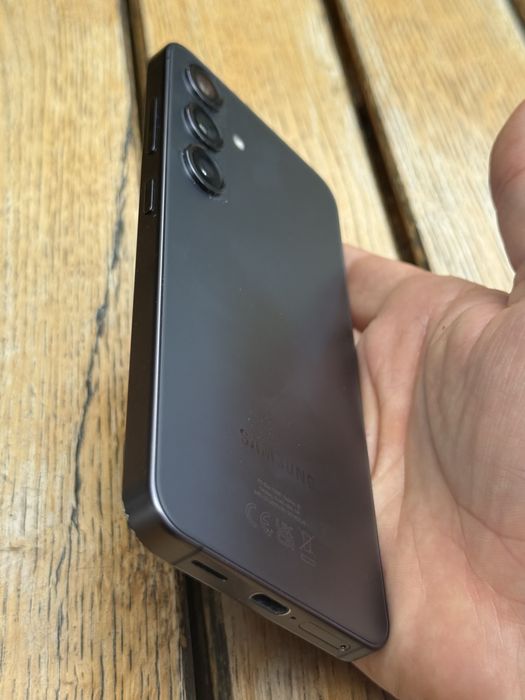 Samsung s24 256gb cu husa si folie de calitate