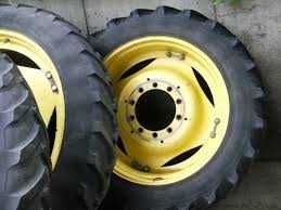 Roti tehnologice inguste pentru orice tip de tractor John Deere