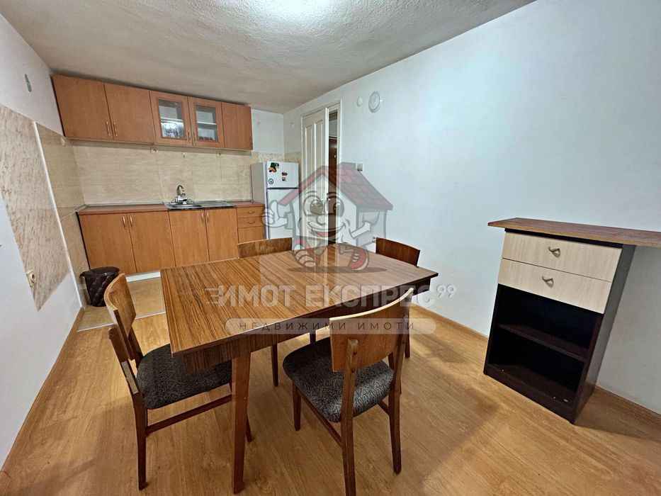 Дава се под наем Двустаен апартамент в Асеновград - 40 кв.м за 199.41 € - Снимка #2