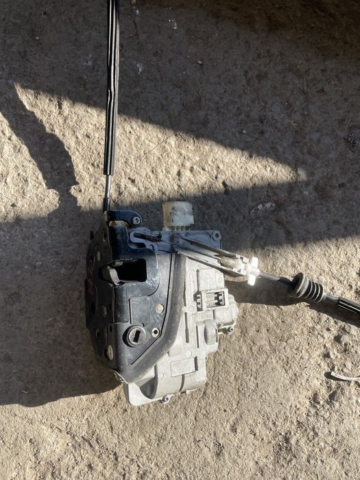 Брави за пасат 6 /pasat 6 задна лява и дясна, предна дясна