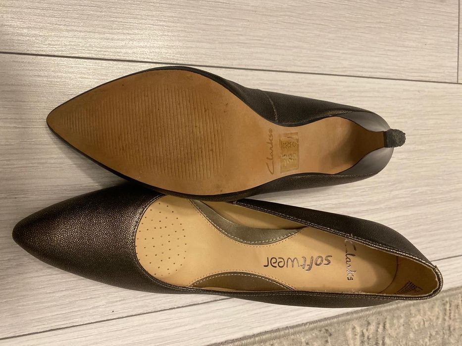 Pantofi dama Clarks