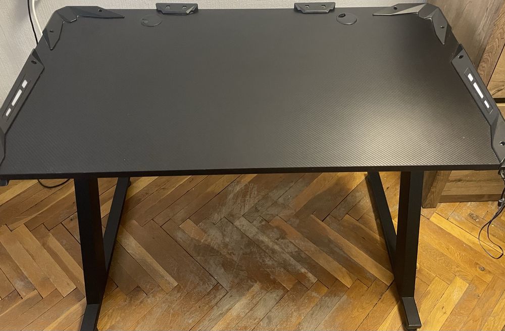 Геймърско бюро.