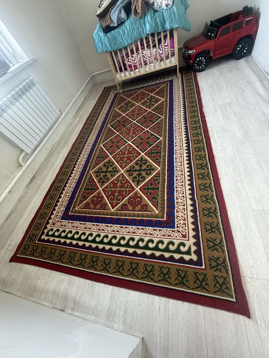 Продам ковры все по 15000