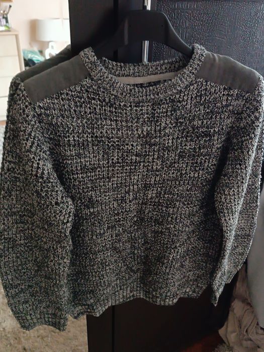 Модерен пуловер за момче