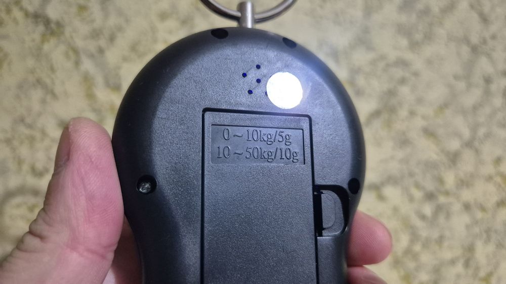 Багажные весы безмен до 50кг.