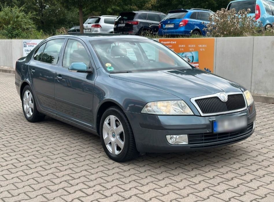Vând Skoda Octavia 2