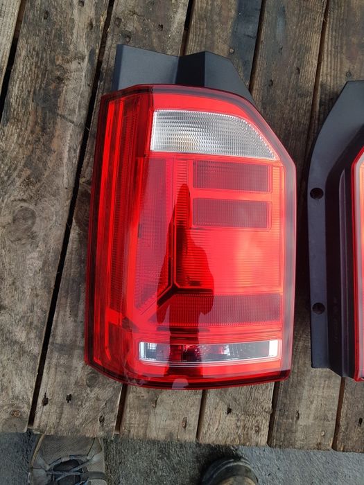 Lampa tripla stop spate stanga dreapta vw t6 transporter